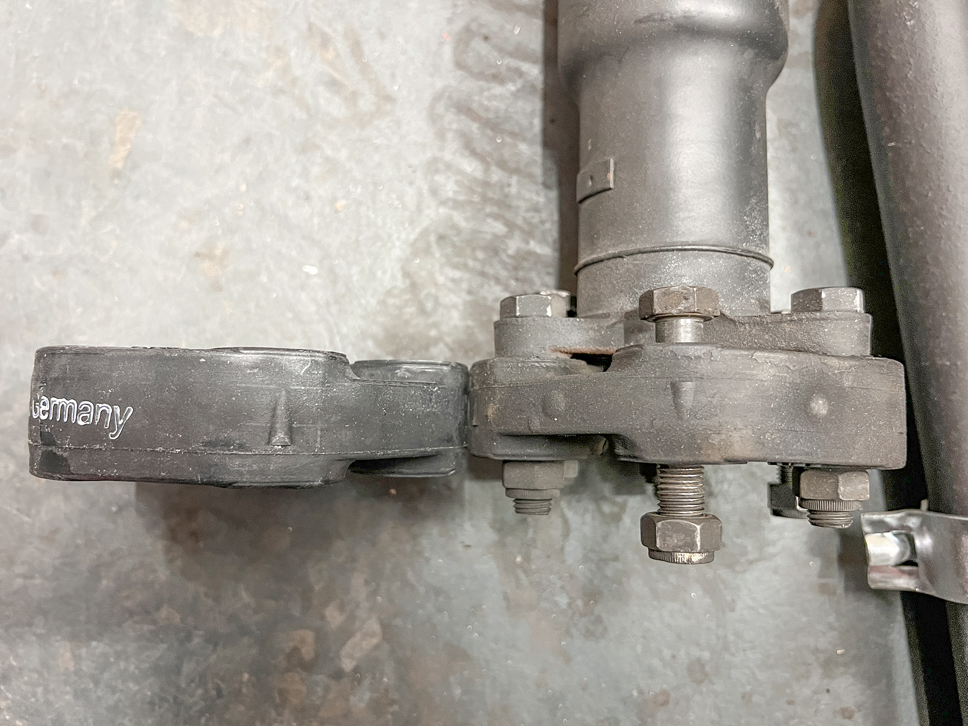 SGF Gelenkscheibe Verstärkt für BMW E36 328i / M3 | Hardyscheibe